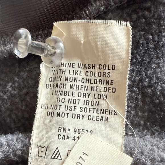 Under Armour Women's Storm Jacket - Picture 12 of 12